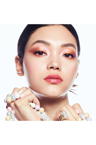 Météorites Setting & Finishing Pearls Of Powder