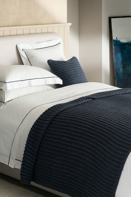 Aldbury Throw