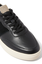 Davis Sneakers