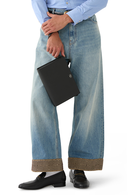 VLogo Signature Pouch