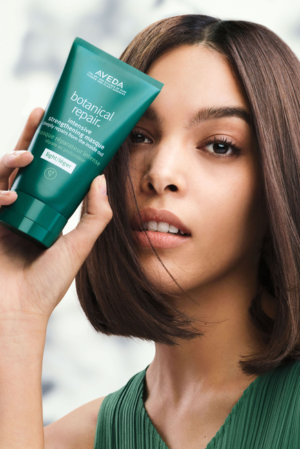 Botanical Repair™ Intensive Strengthening Masque – Light