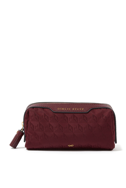 Logo Girlie Stuff Pouch