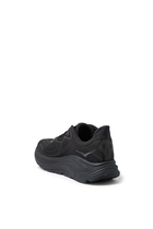 Clifton 10 Sneakers