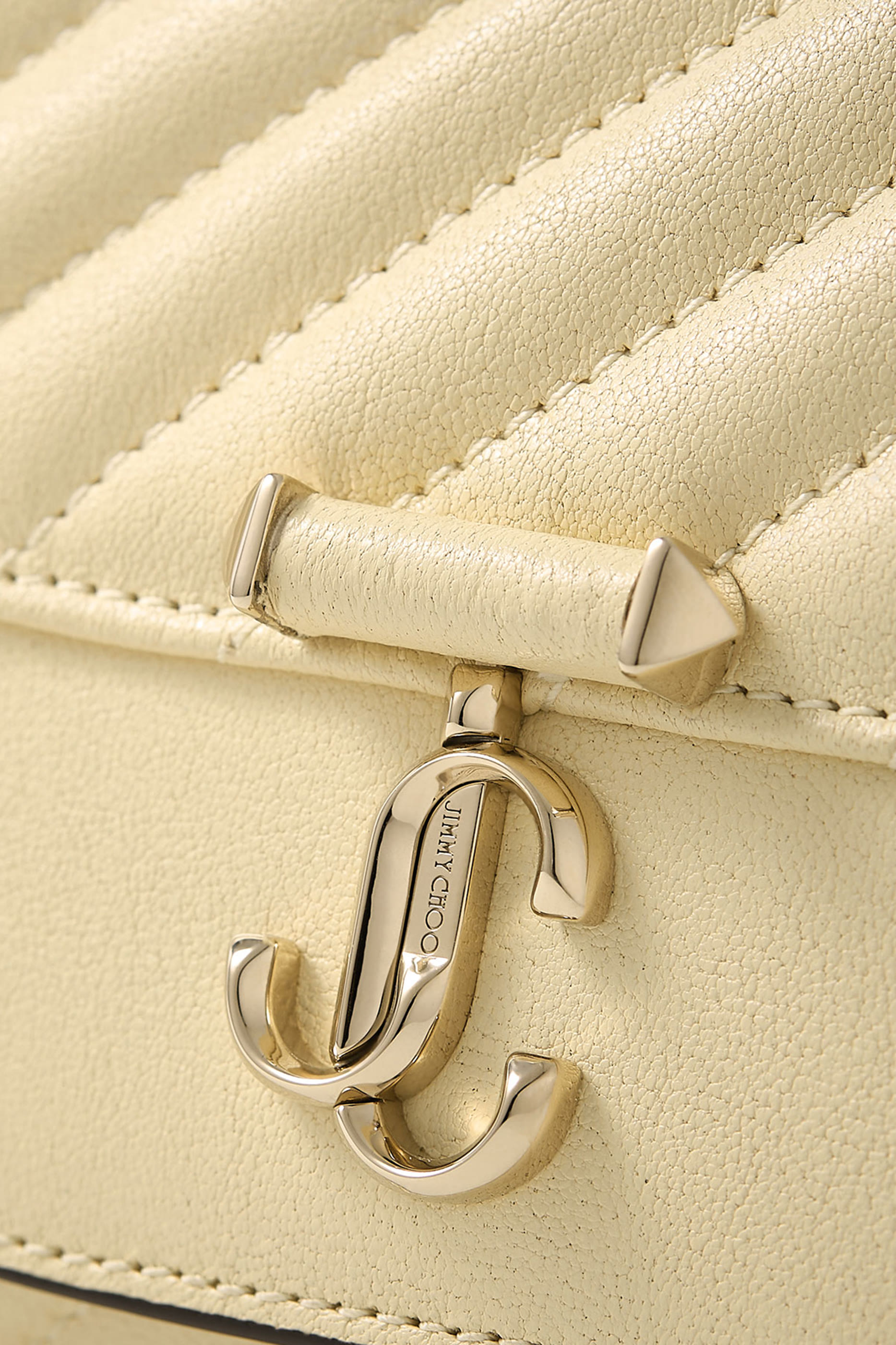  Avenue Curve Wallet Chain