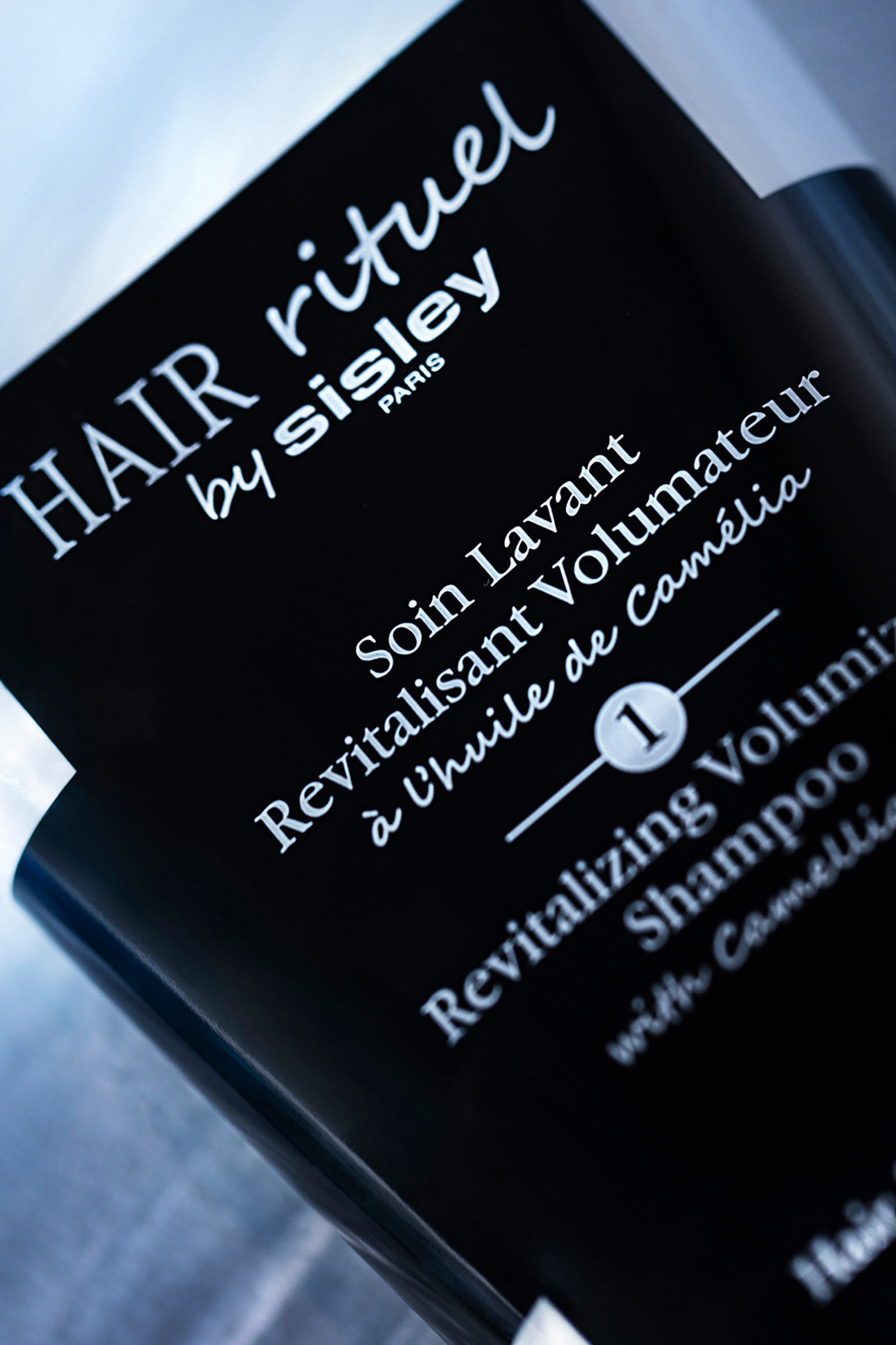 Hair Rituel Revitalizing Volumizing Shampoo with Camellia oil