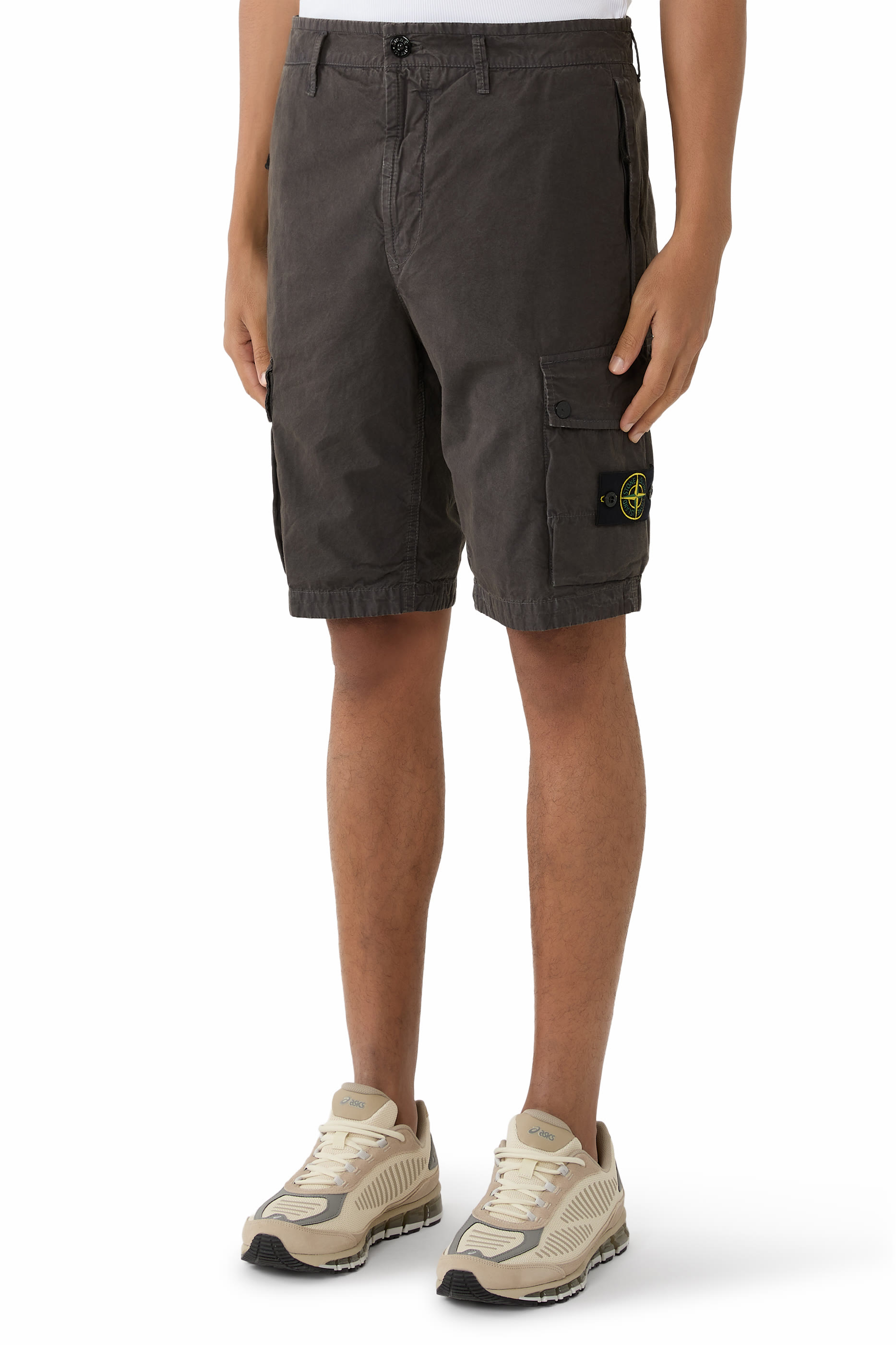Old Effect Zip-Pocket Cargo Shorts