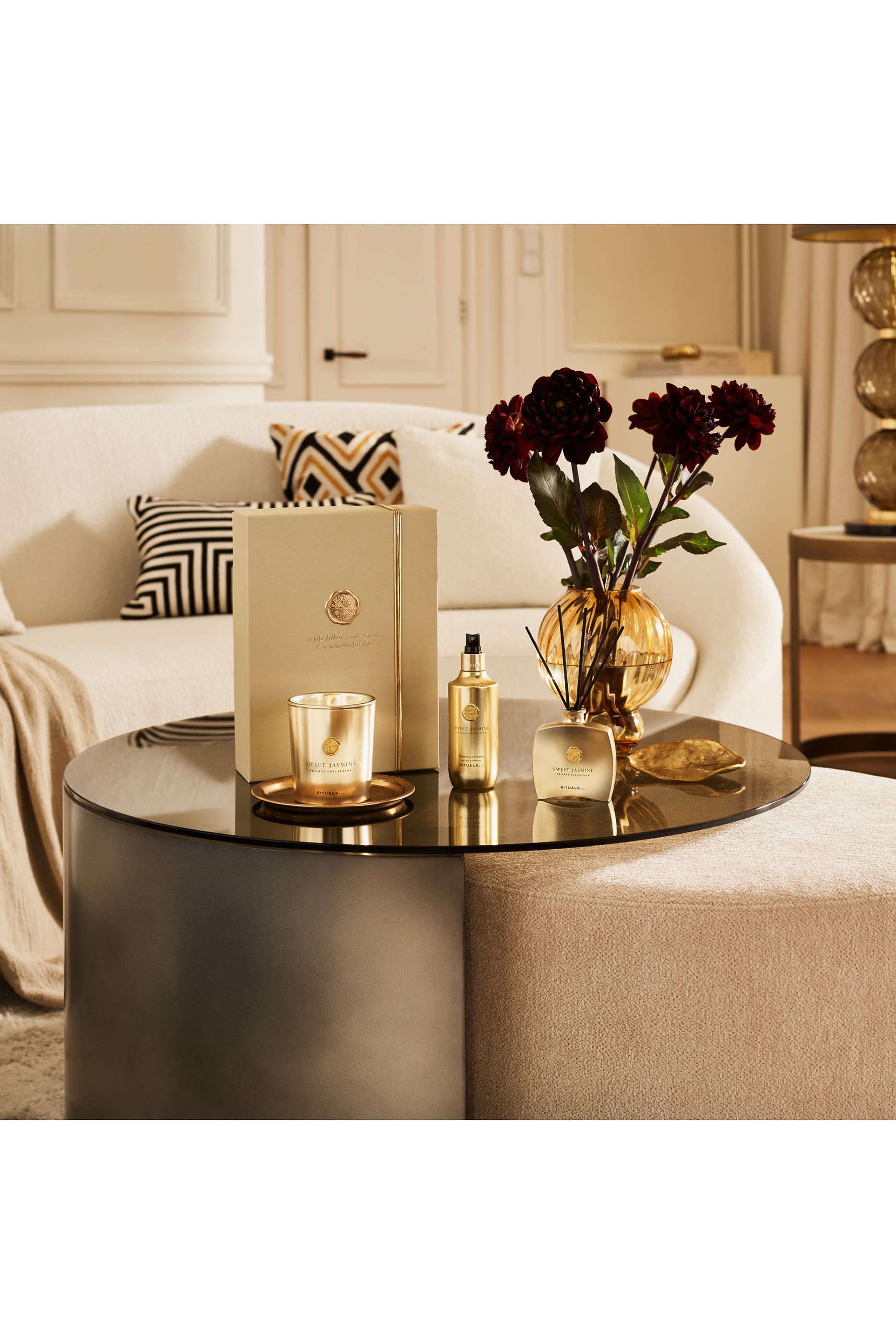 Private Collection &ndash; Sweet Jasmine 2025 Gift Set, 28% Value Savings 