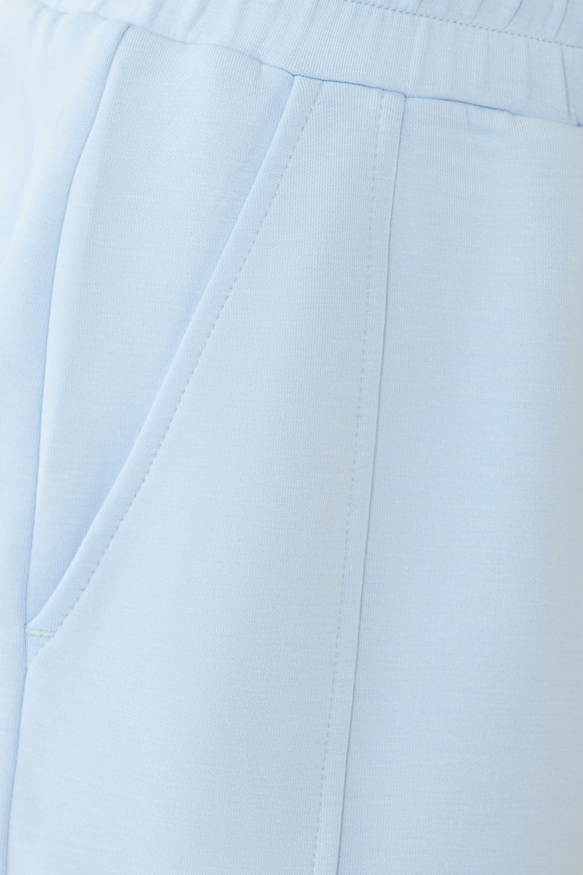 Atrium High-Rise Shorts