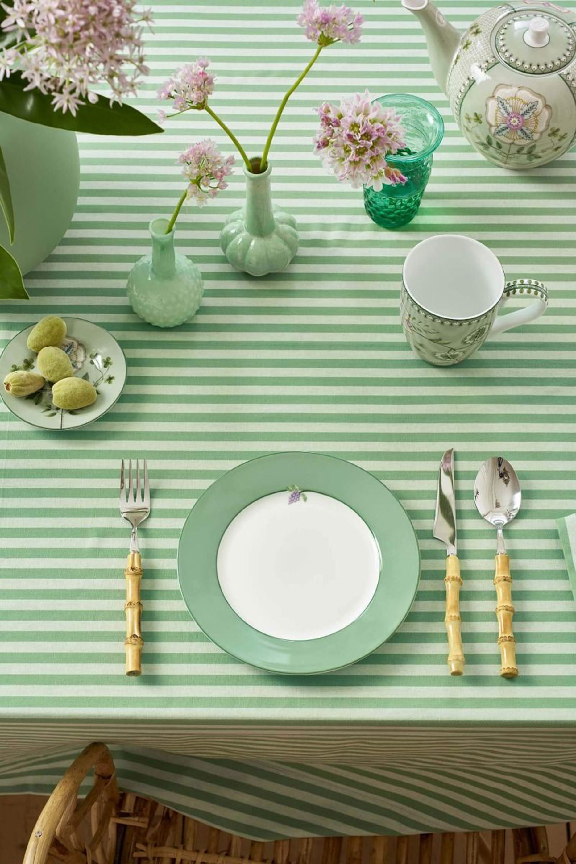 Lily & Lotus Uni Breakfast Plate