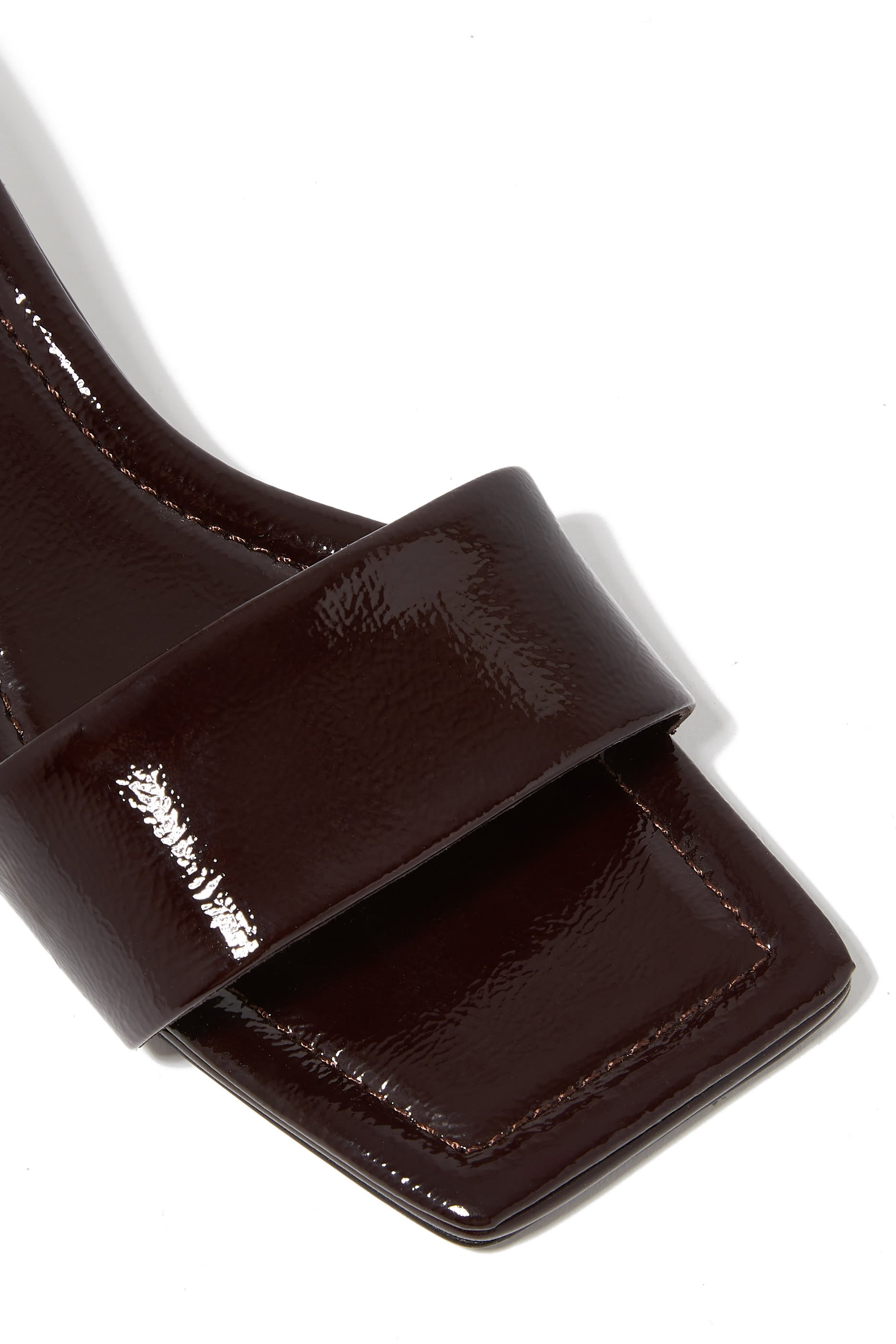 Minimal Heel Patent Port 40 Mules