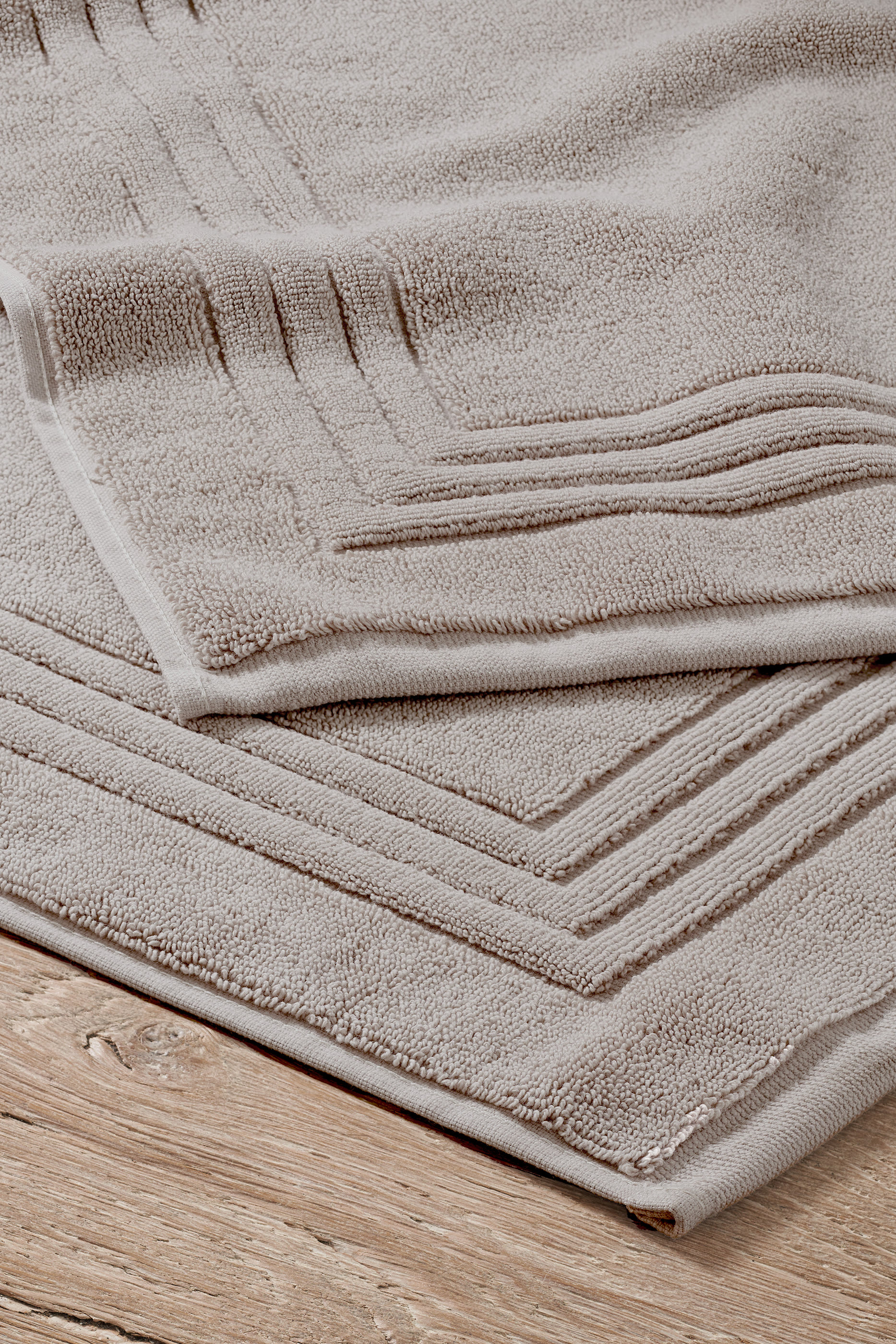 Egyptian Cotton Feather Bath Mat