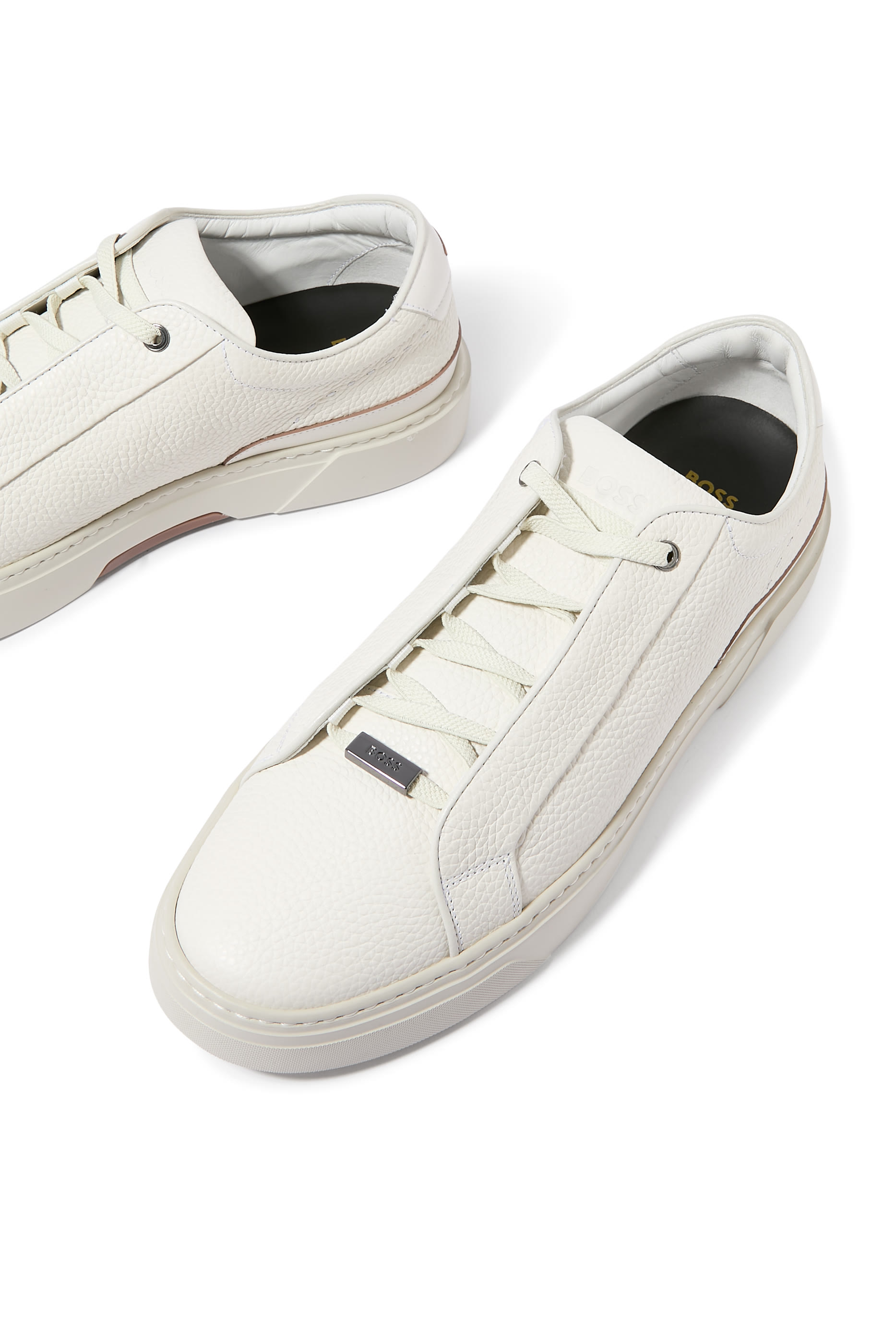  Gary Trainers in Grained Leather with Signature Trims
