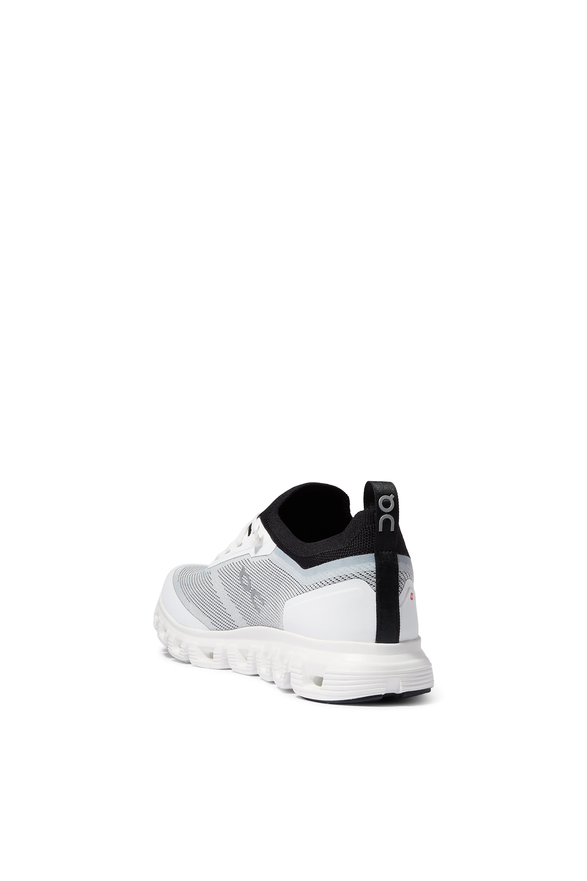 Cloud 6 Versa Sneakers