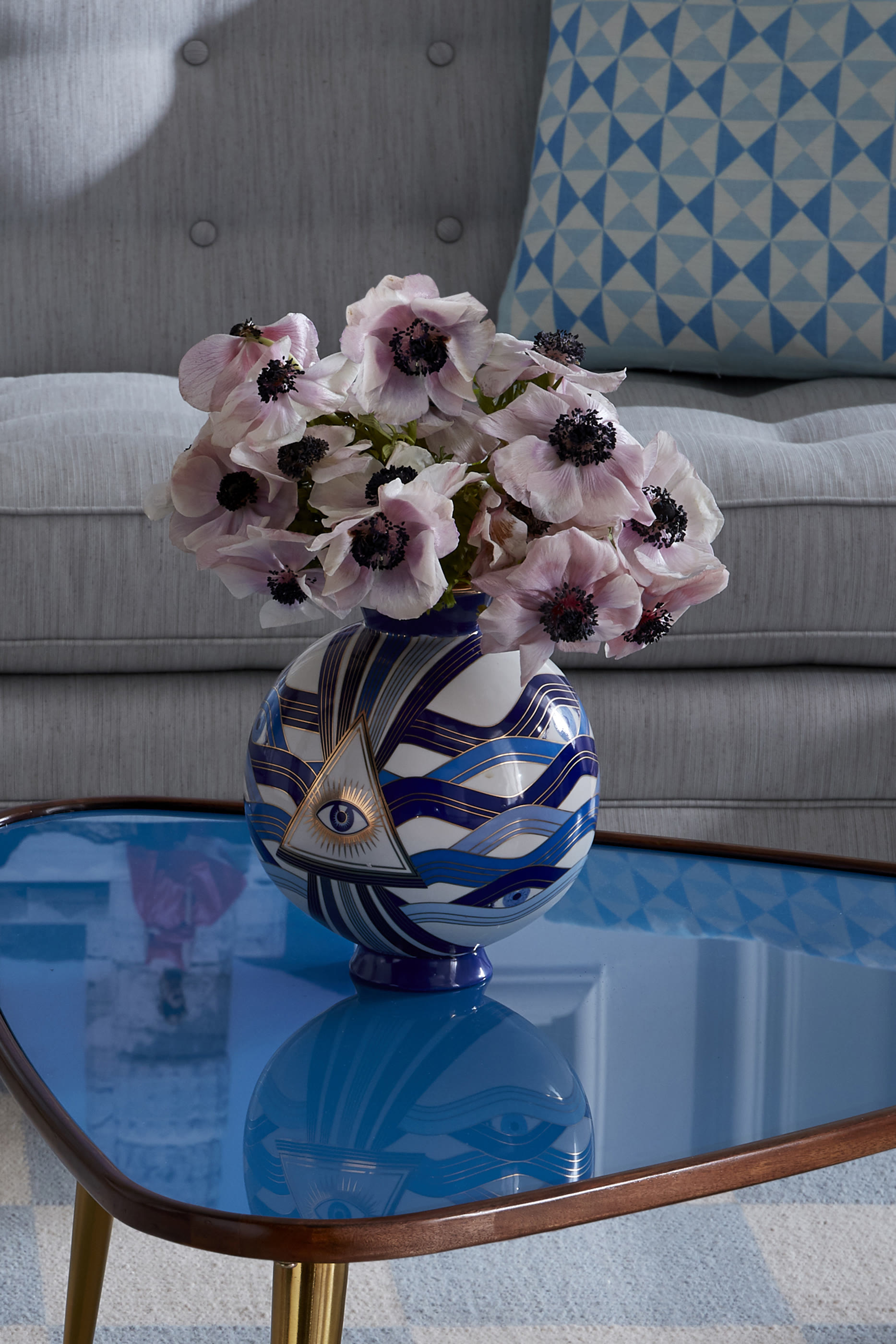 Dreamy Eye Vase