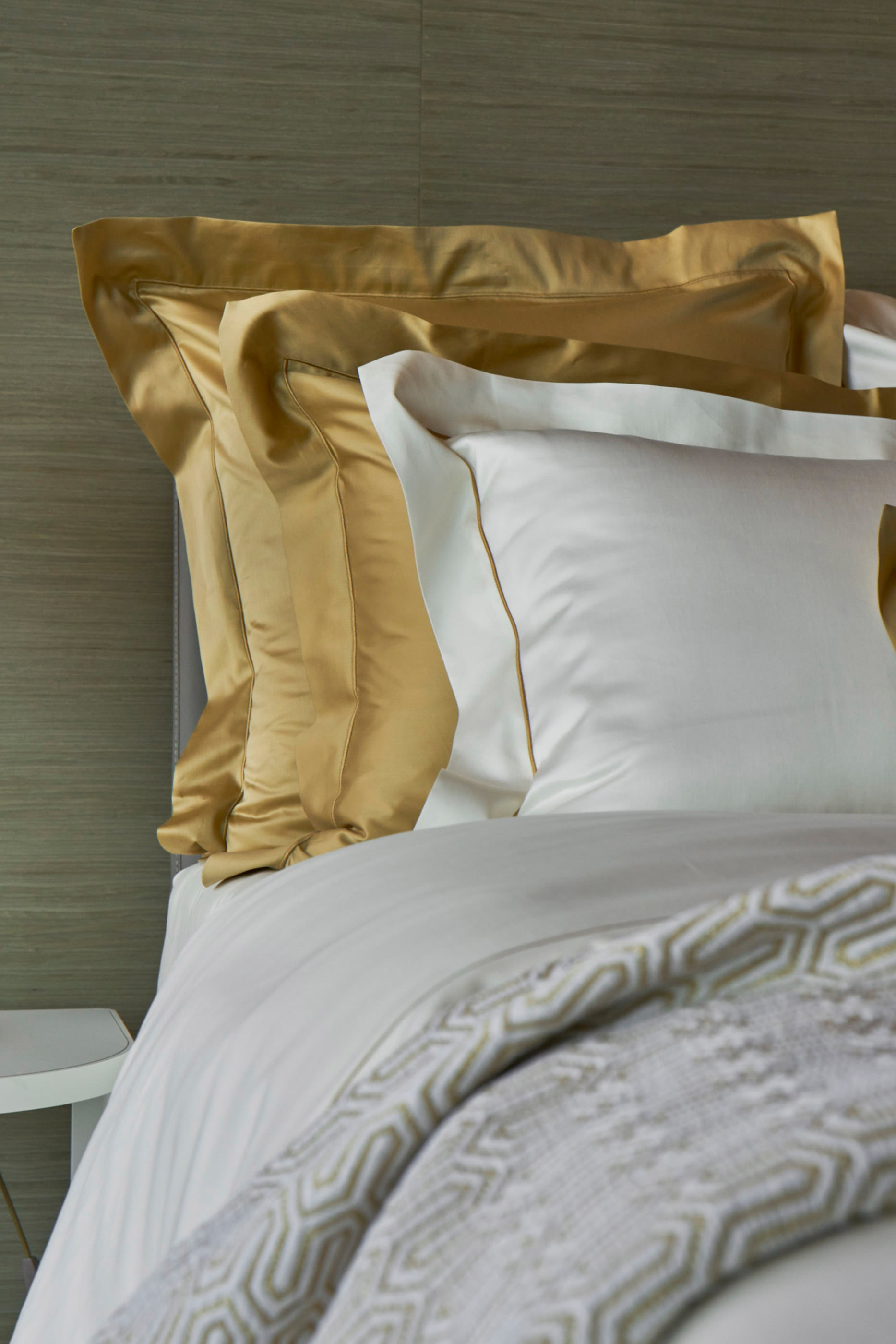Bourdon Pillowcase