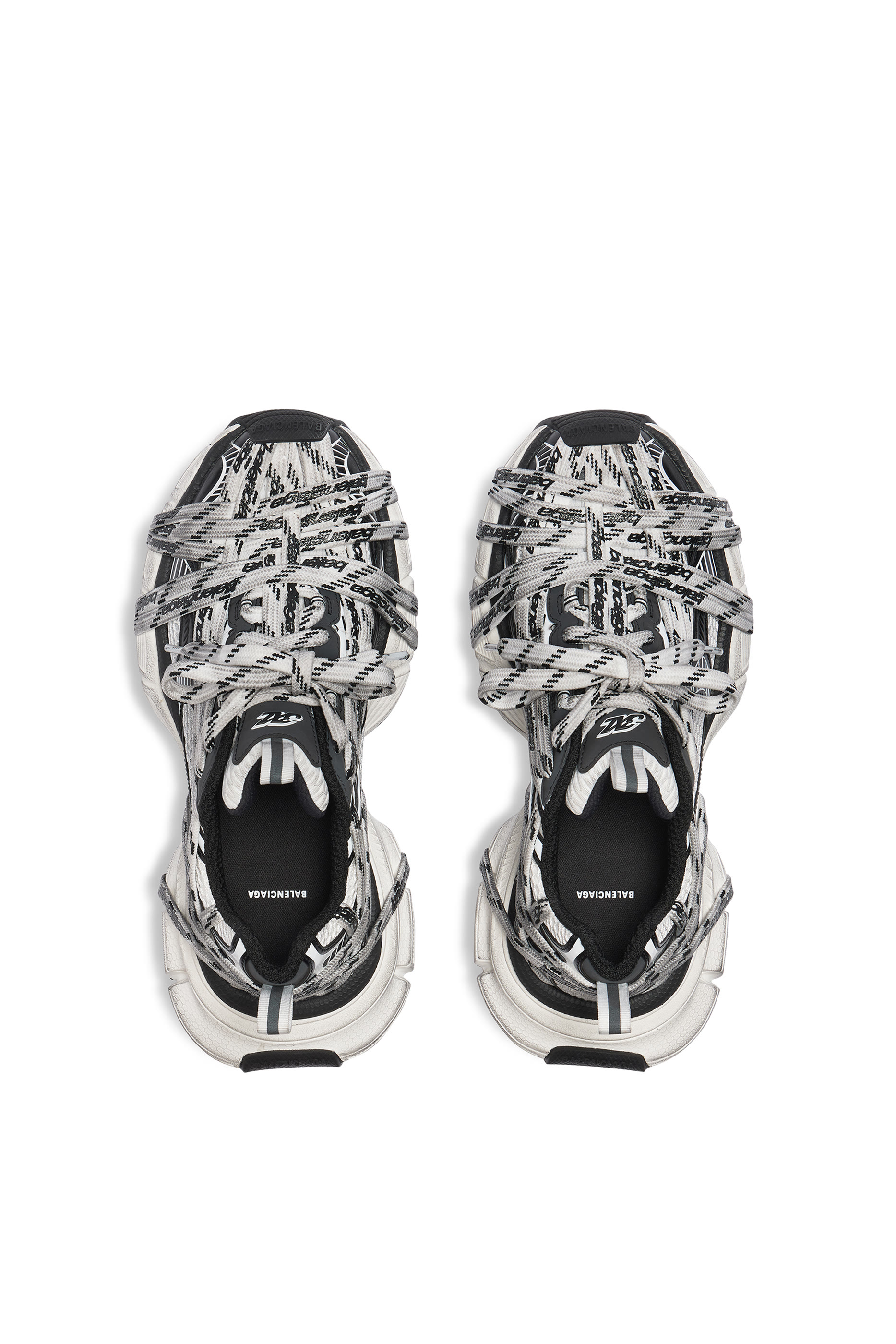  3XL Extreme Laces B Sneakers