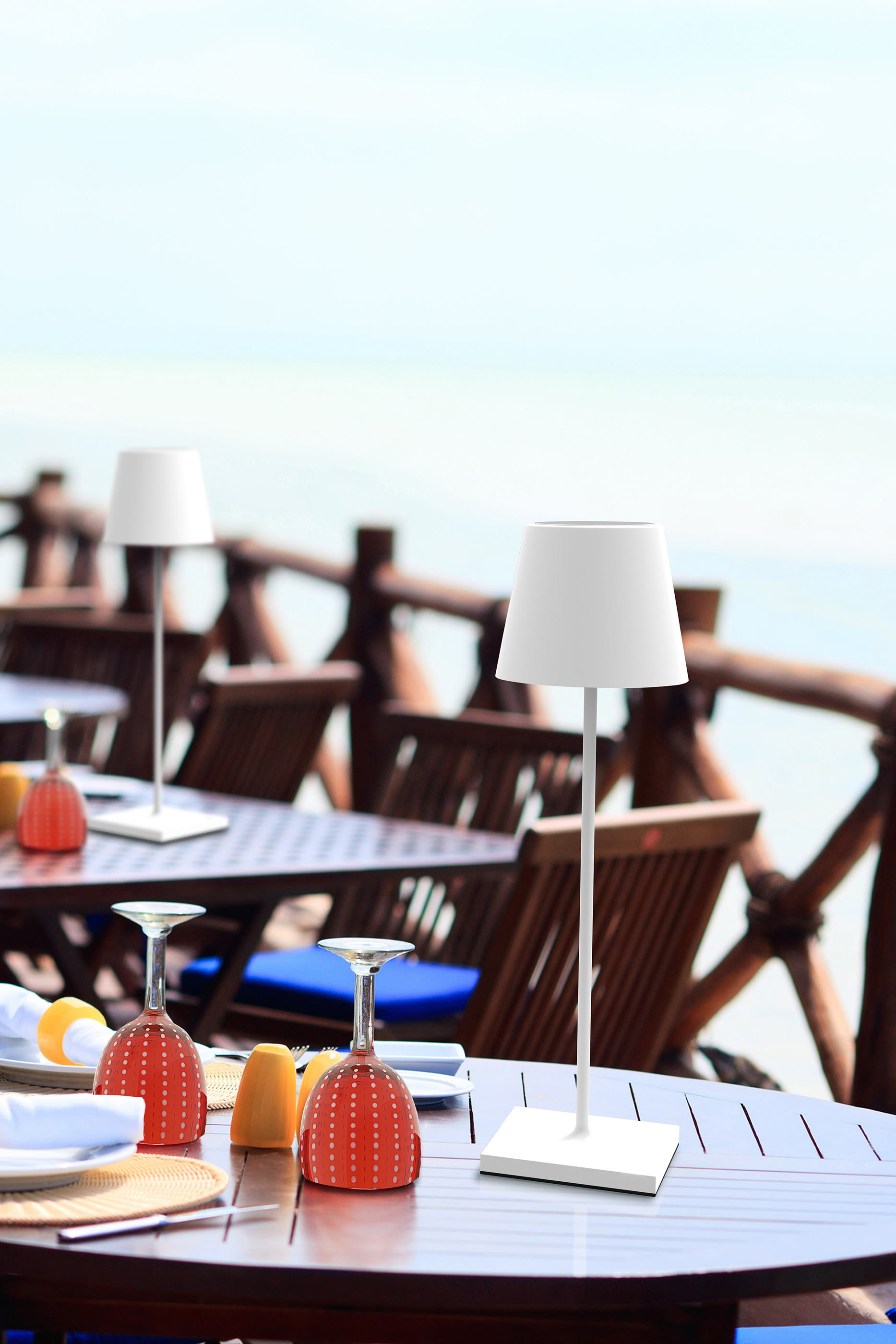 Poldina Pro Table Lamp