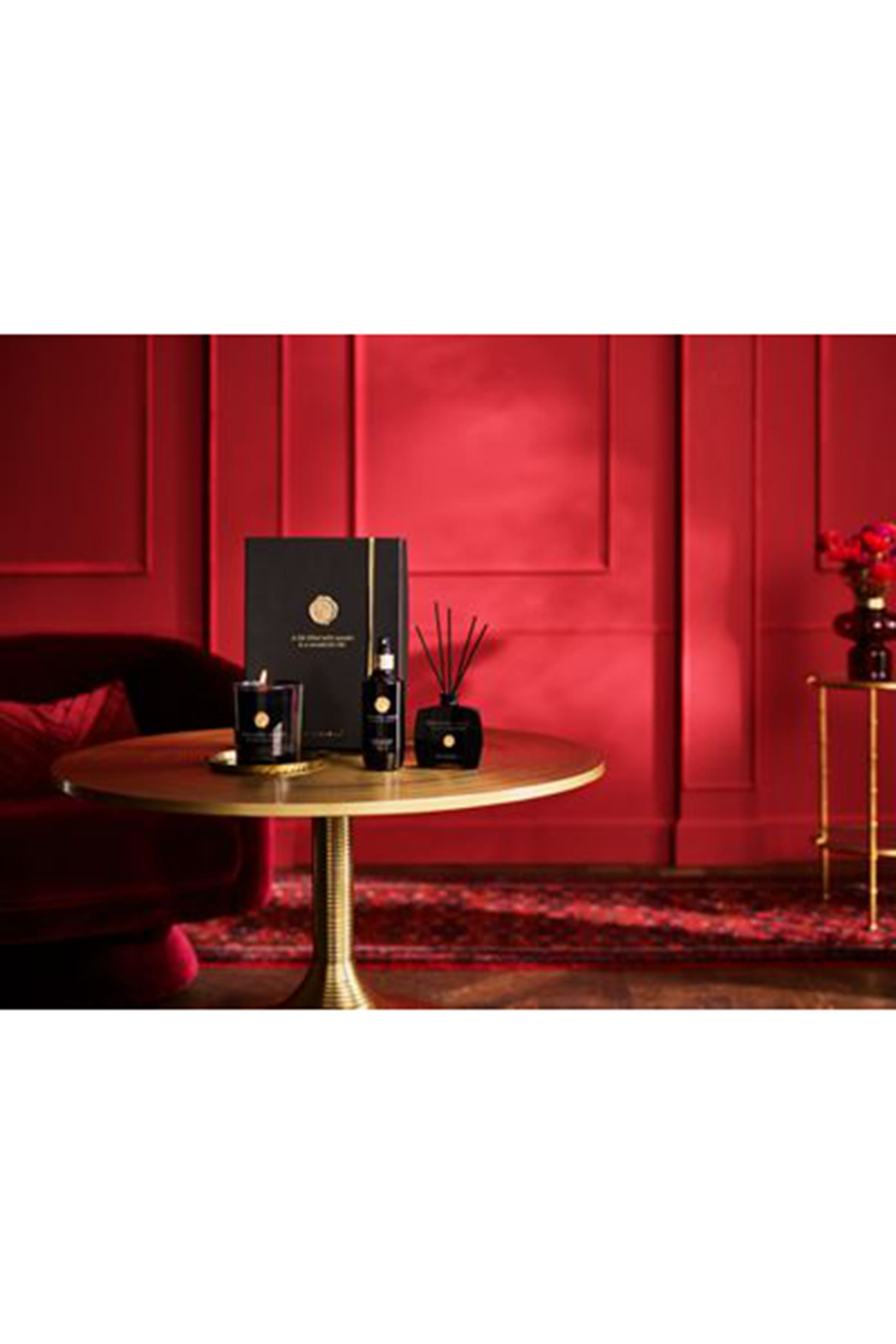 Private Collection &ndash; Precious Amber 2025 Gift Set