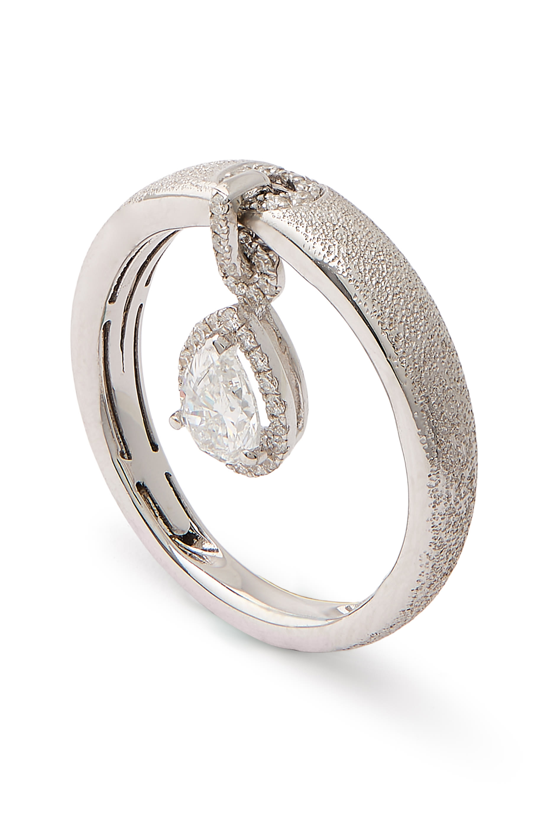 Dusted Chaines Ring, 18k White Gold & Diamonds