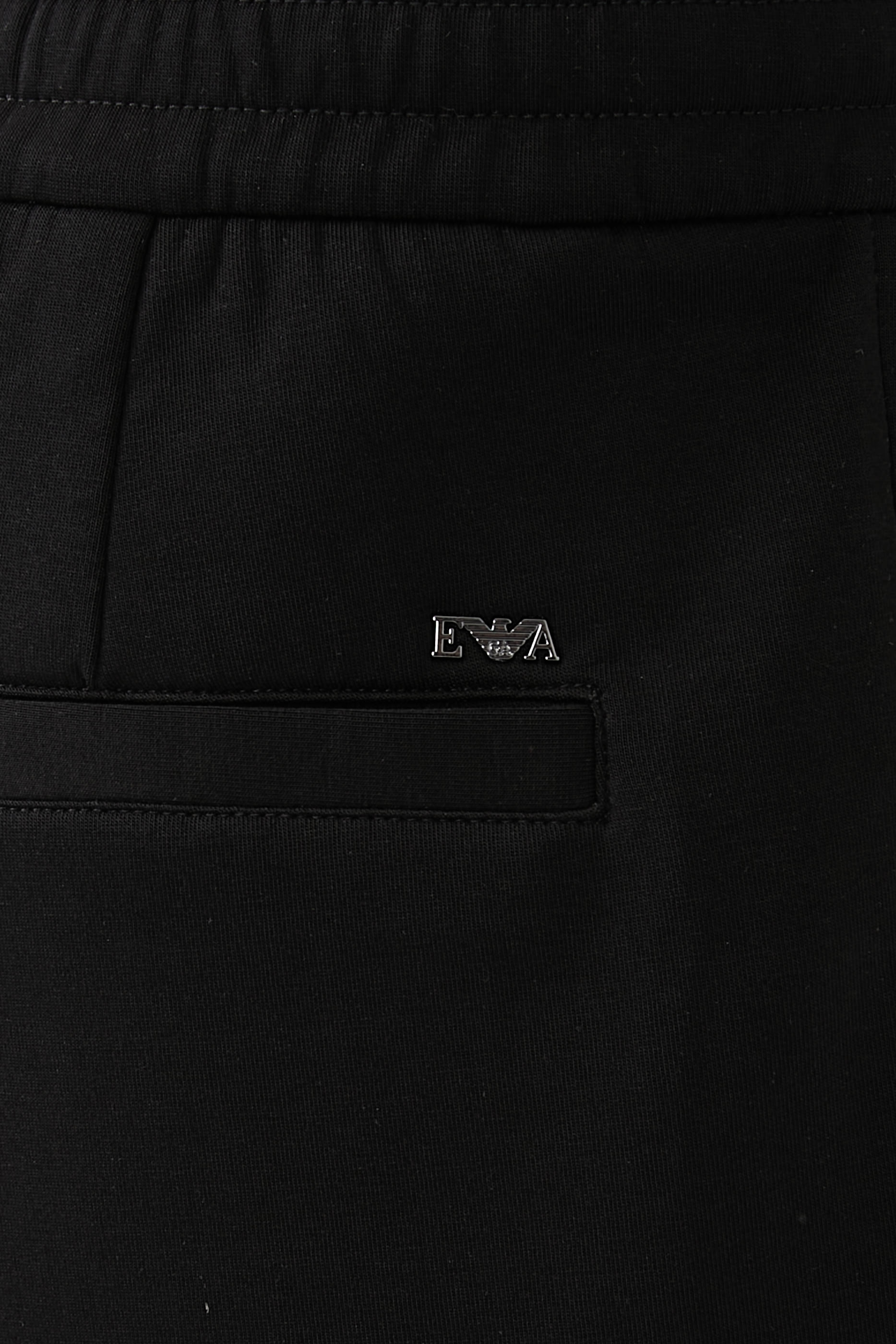 Elastic Waistband Shorts