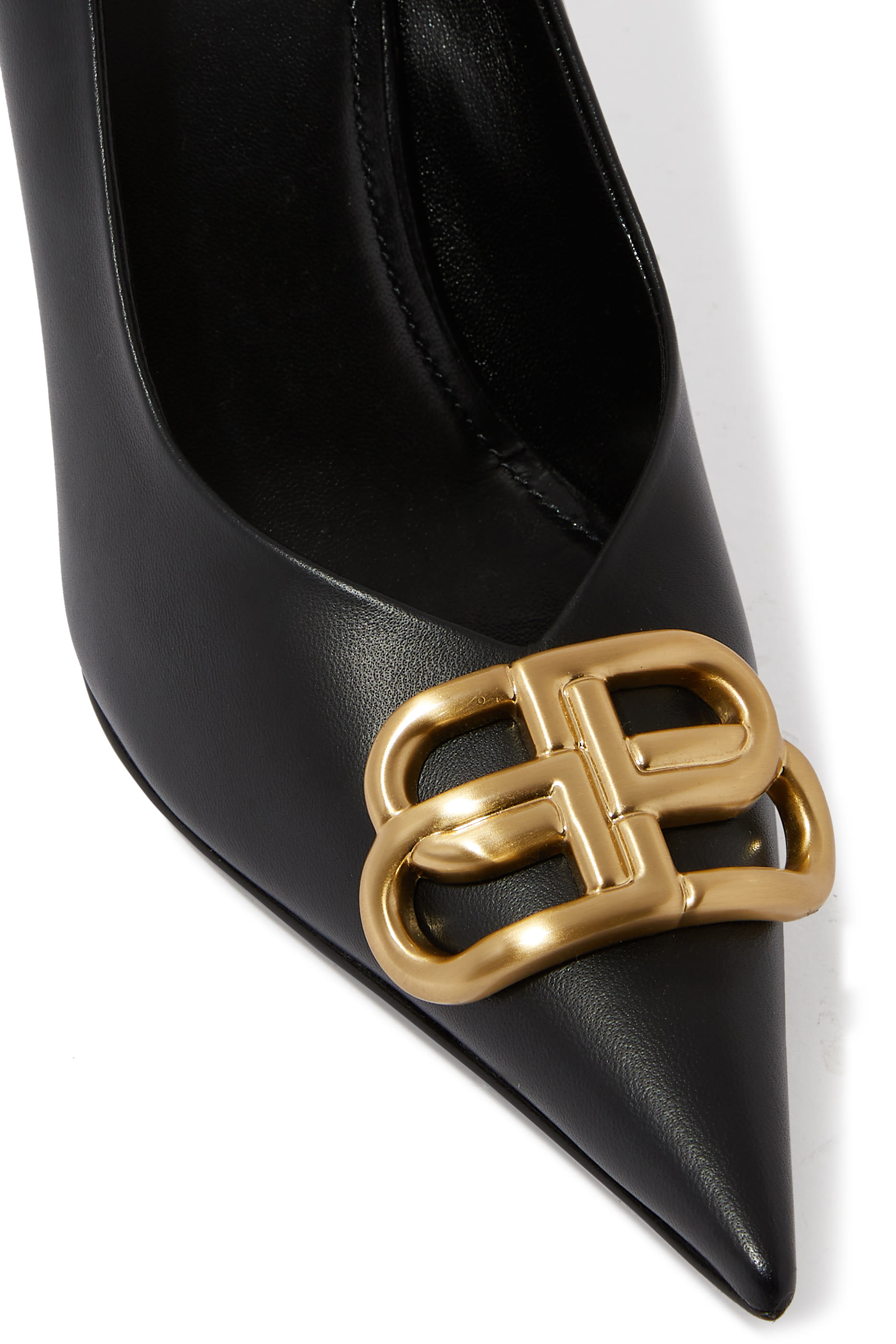 Square Knife Leather Pumps