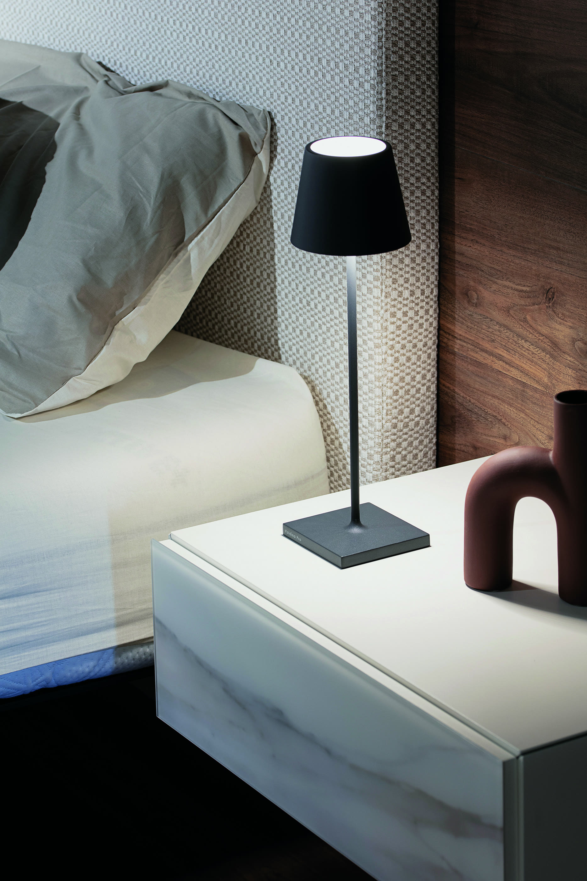 Poldina Pro Table Lamp