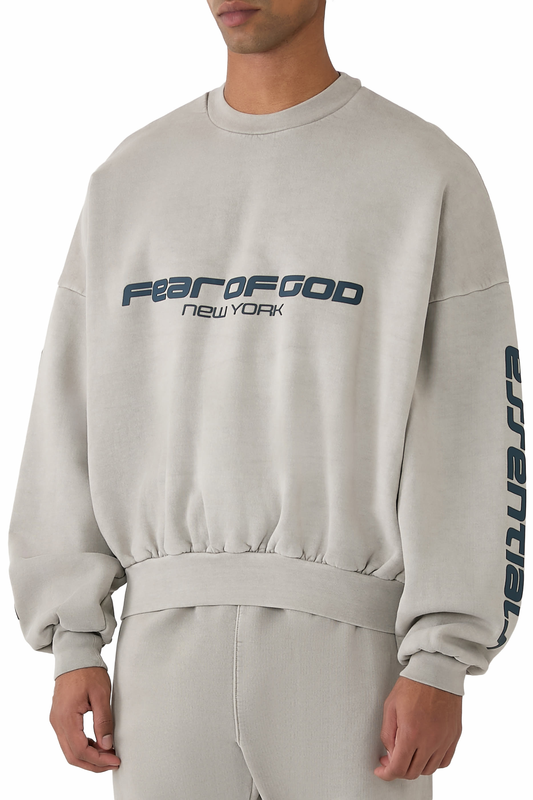 Heavy Fleece Cropped Relaxed Sweatshirt