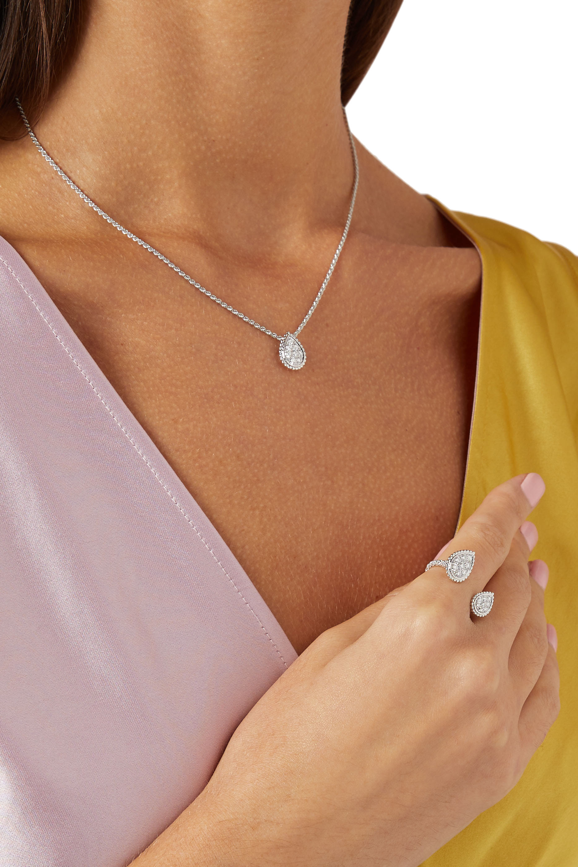 Serpent Boh&egrave;me S Motif Pendant, 18k White Gold & Diamonds