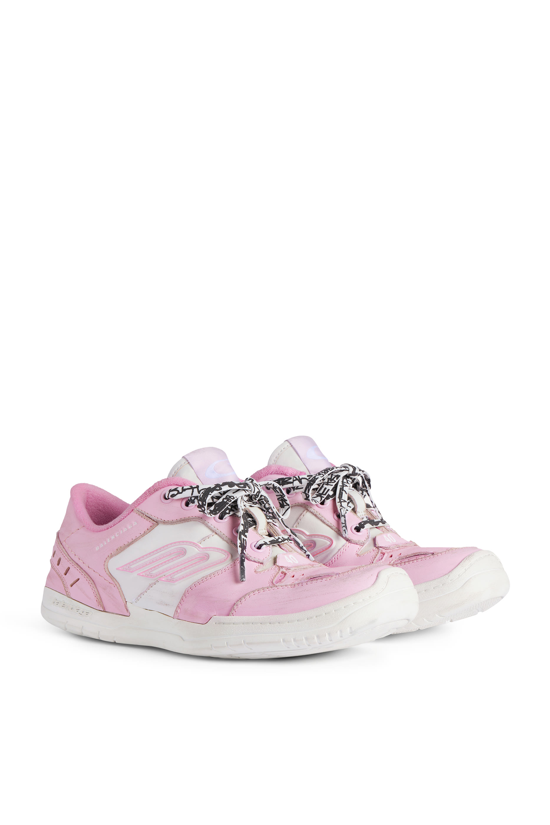 Women's Hamptons Medium Worn-out Sneakers