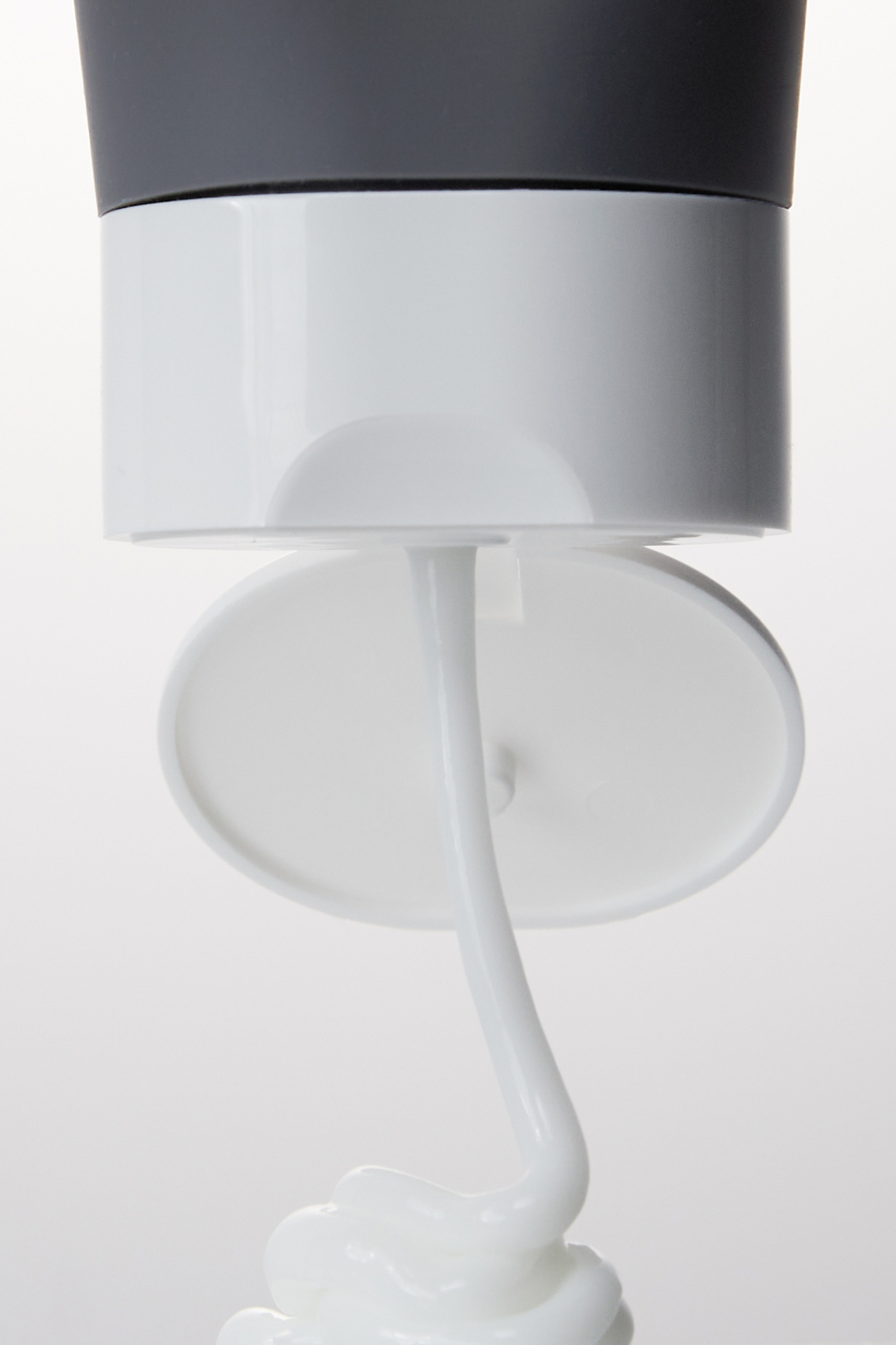 Perfect hair Day&trade; 5-in-1 Styling Treatment