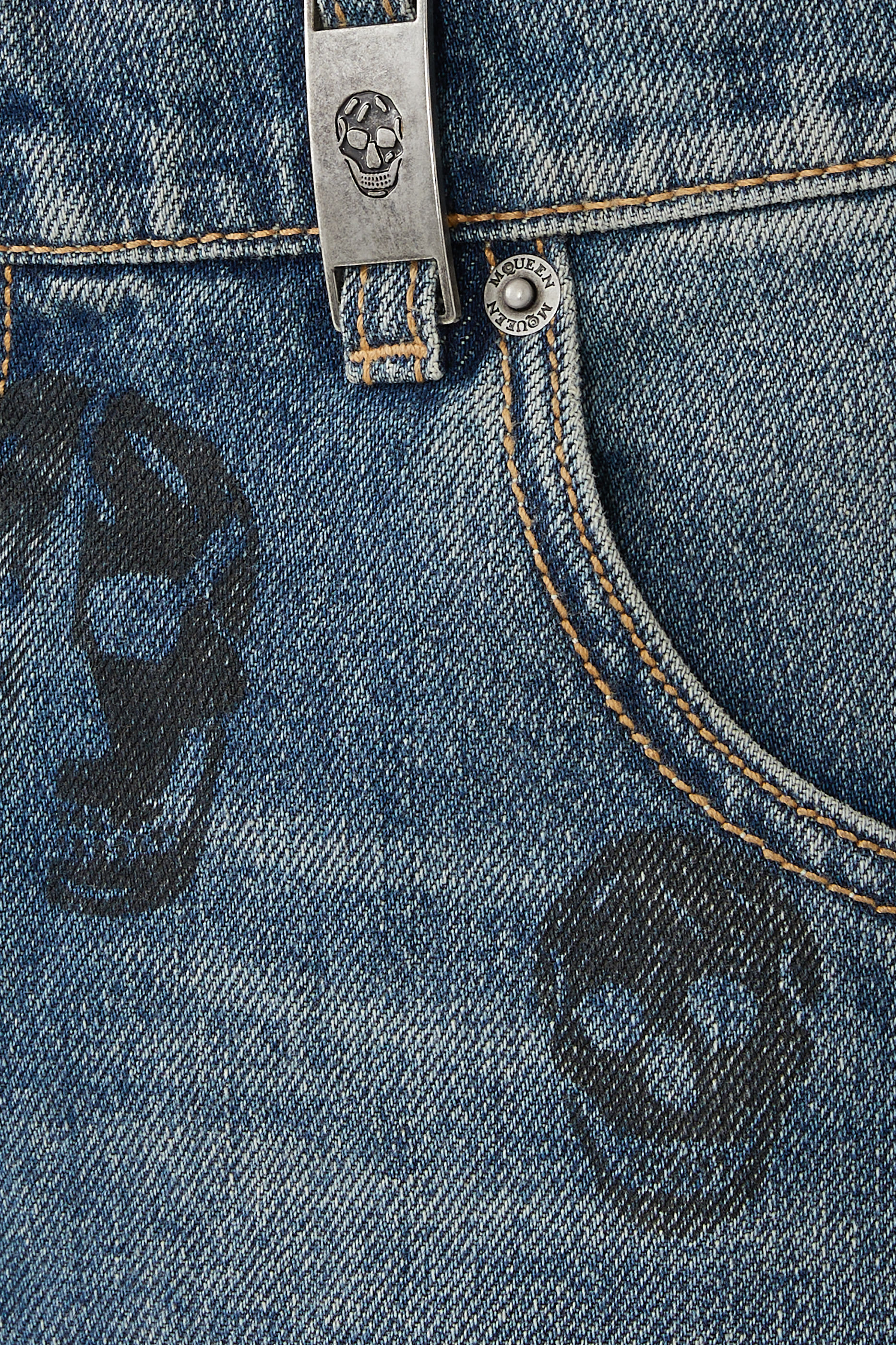 Low-Rise Baggy Jeans