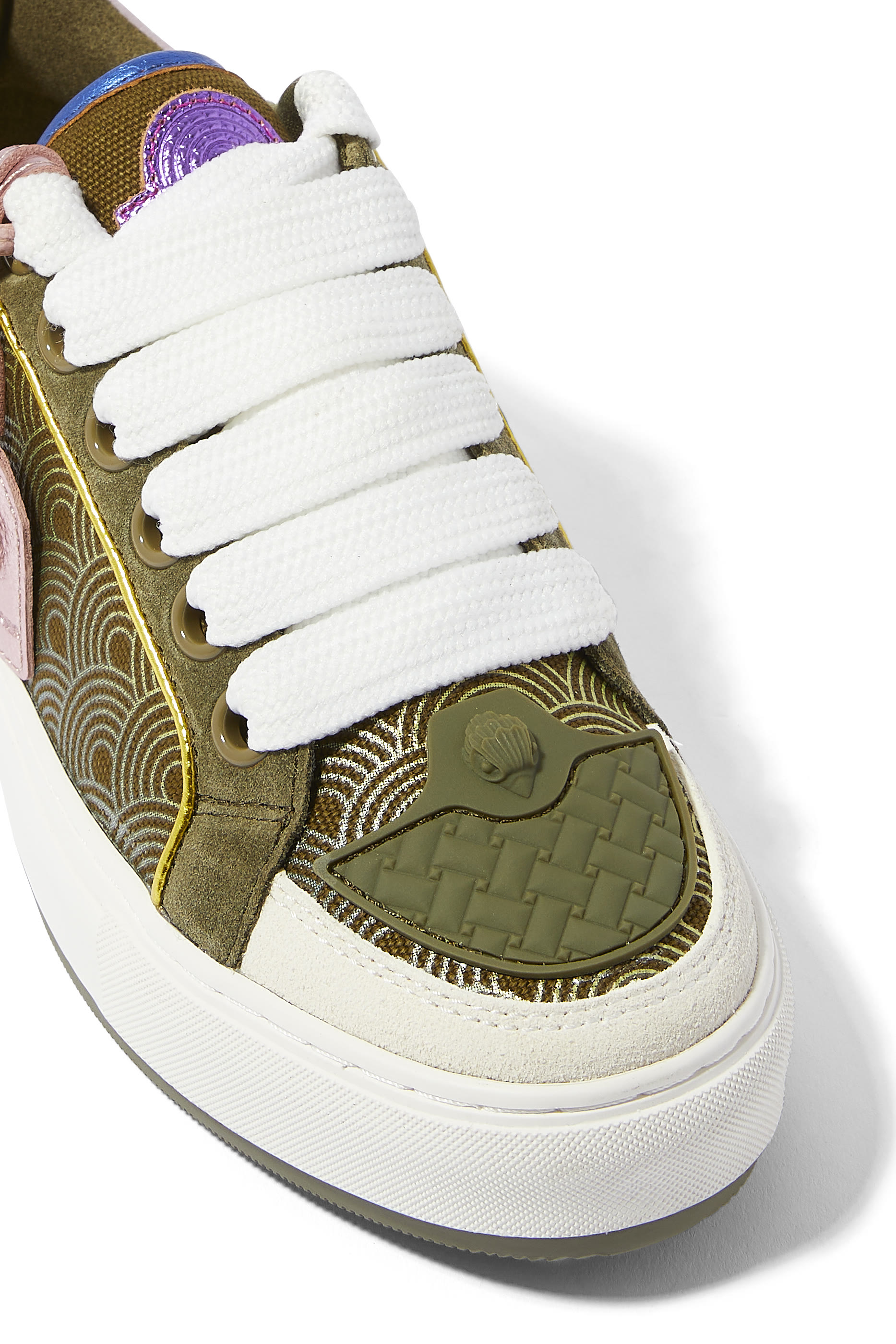 Southbank Tag Leather Sneakers