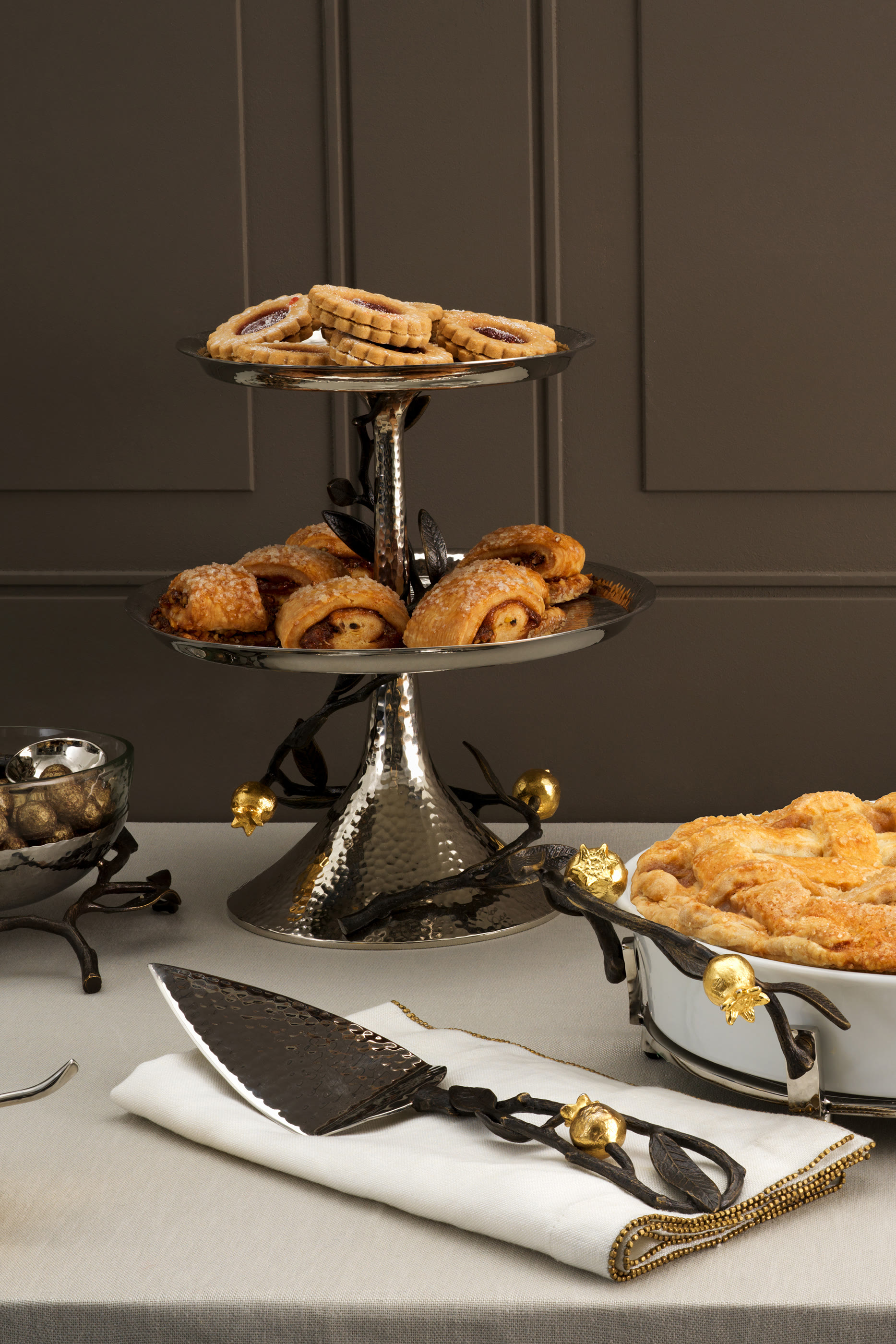 Pomegranate Two Tier Etagere