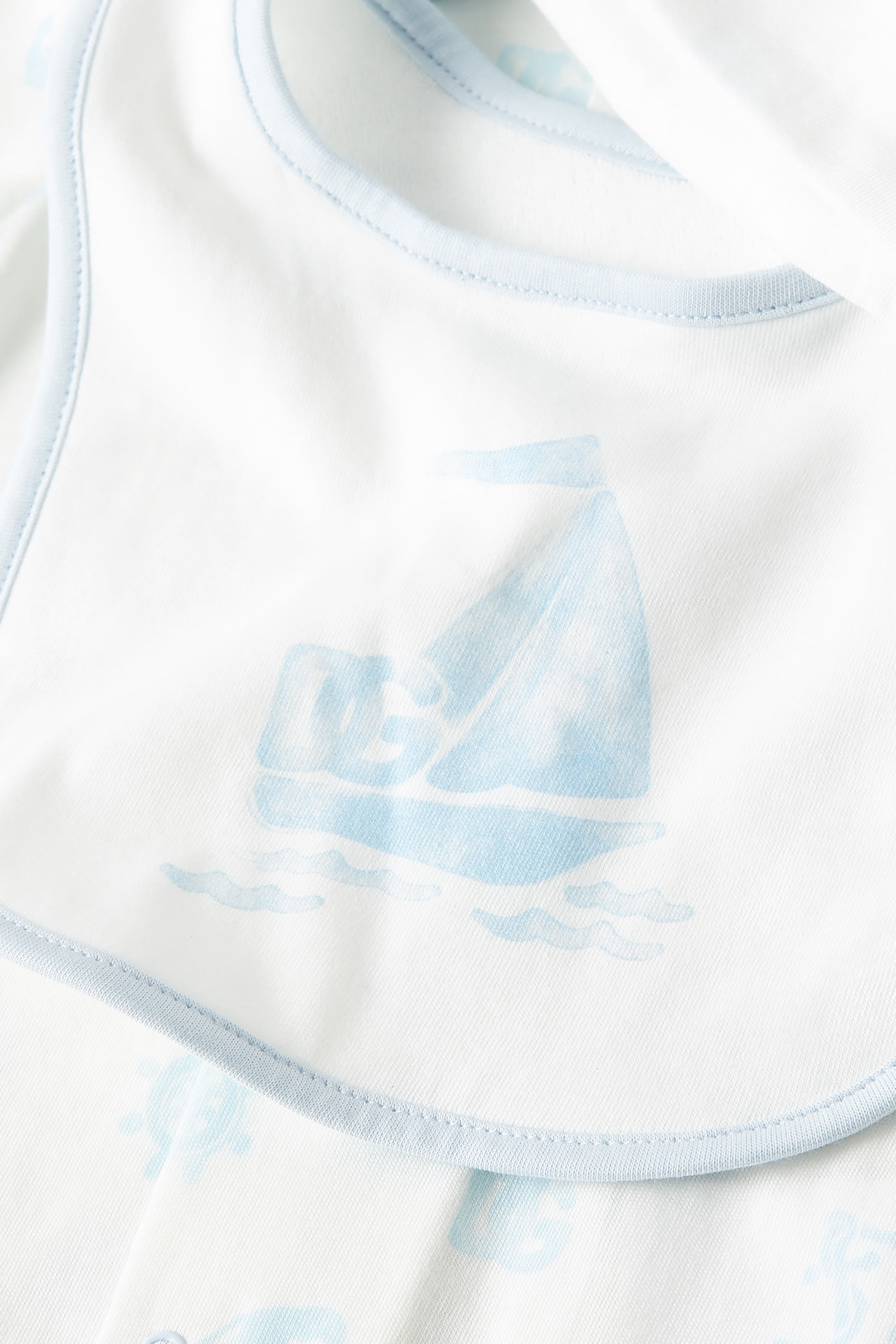 Kids Printed Bodysuit, Beanie & Bib Gift Set