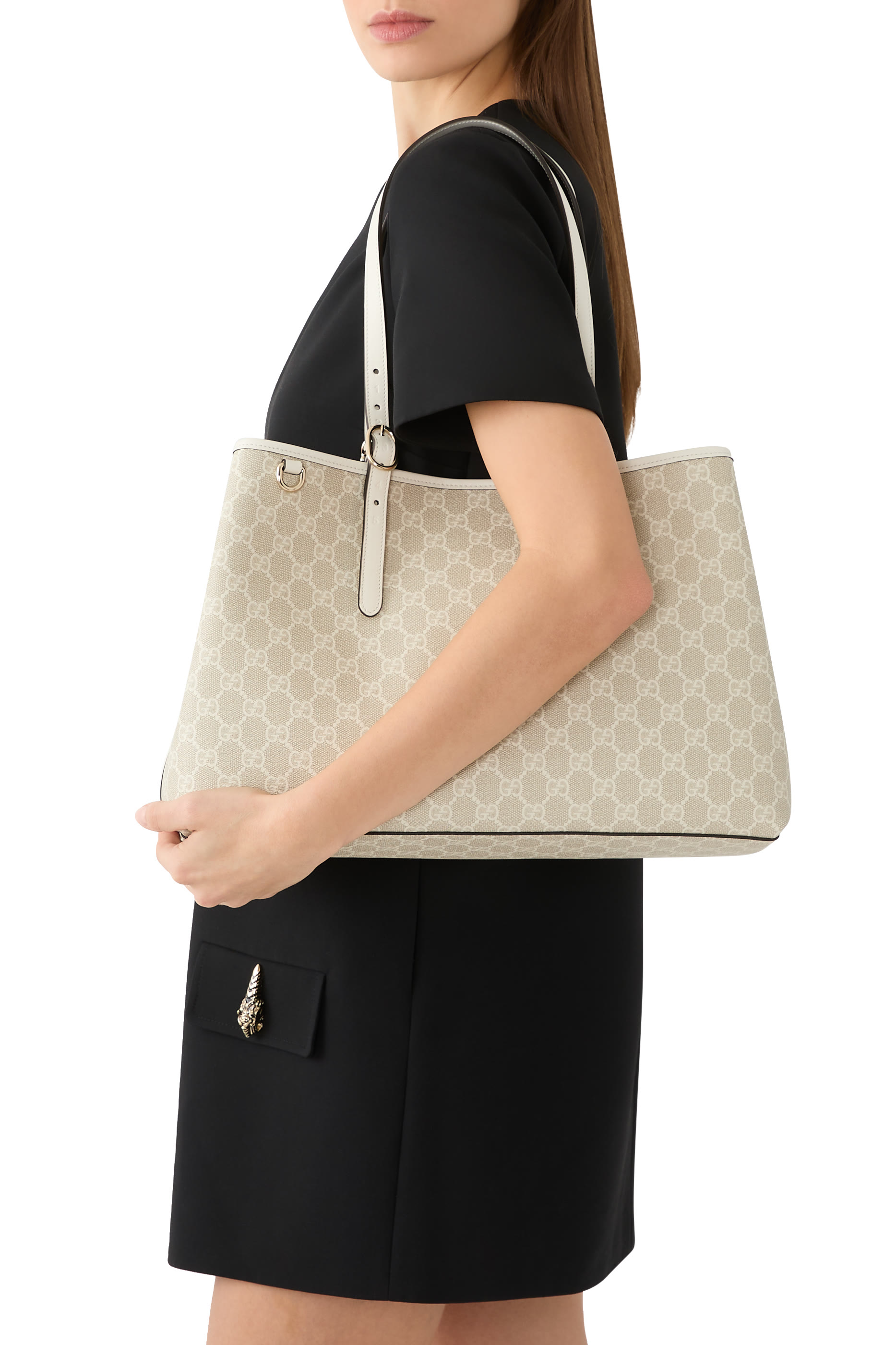 GG Emblem Medium Tote Bag