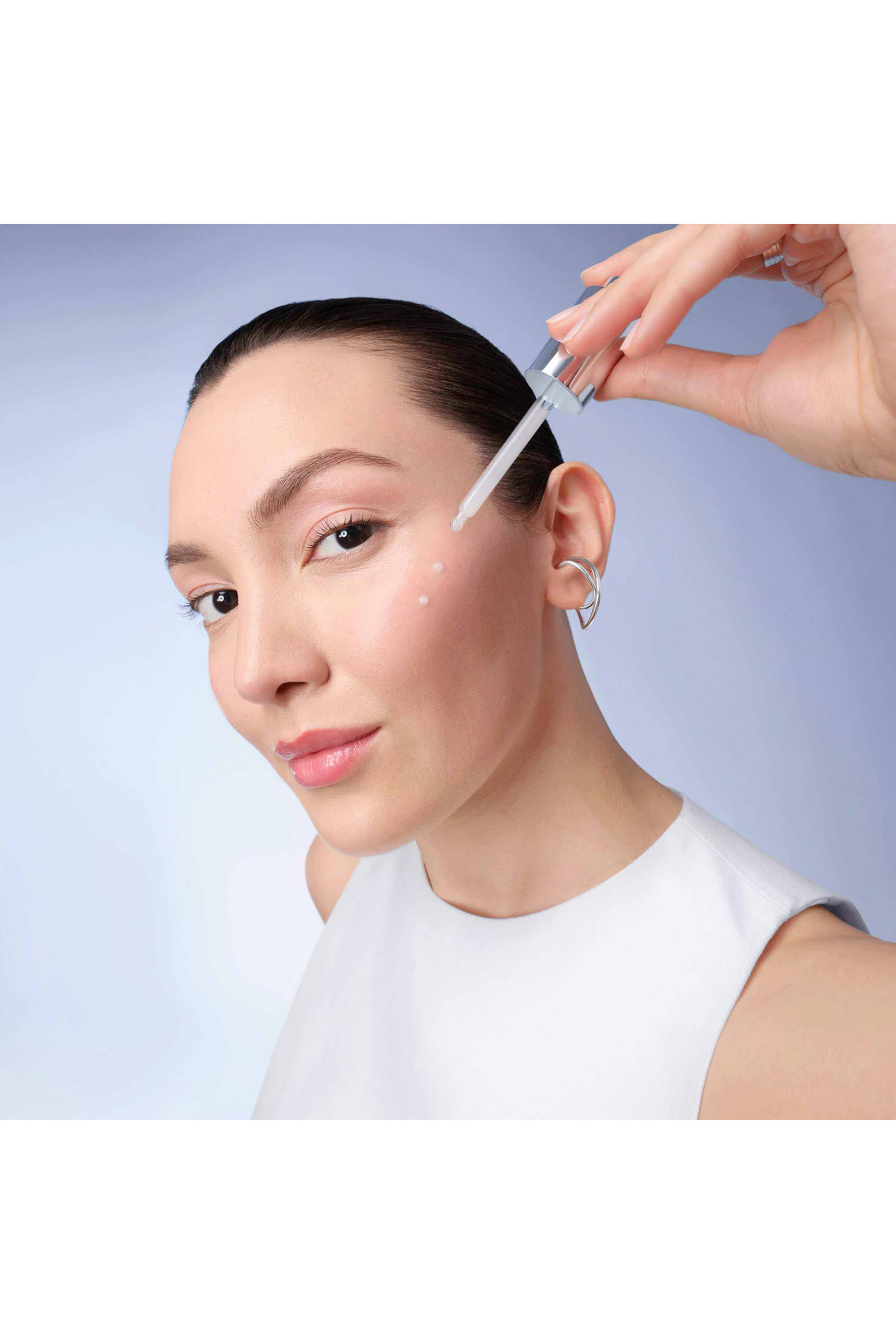 G&eacute;nifique Ultimate Serum