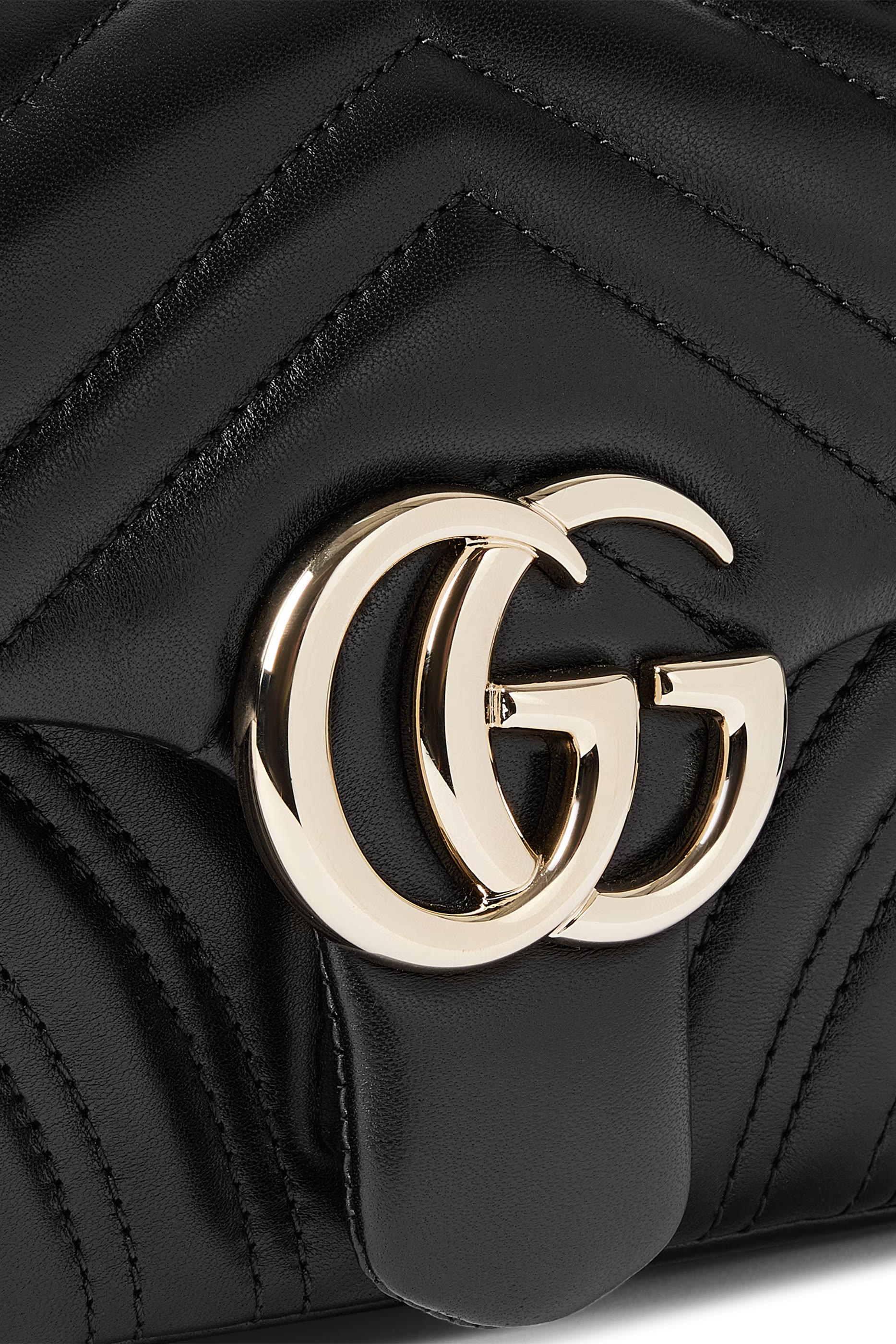 GG Marmont Small Shoulder Bag